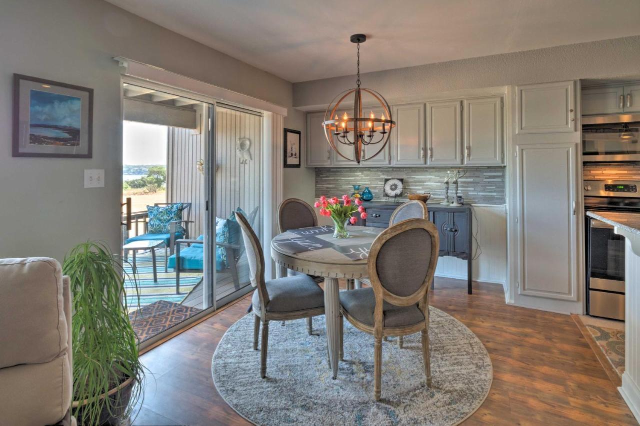 Waterfront Lake Travis Home With Pool Access! Point Venture Eksteriør billede